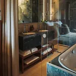 Hotel Oys Maastricht Retreat, A Leading Of The World