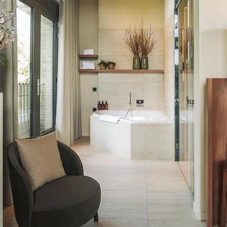Hotel Oys Maastricht Retreat, A Leading Of The World