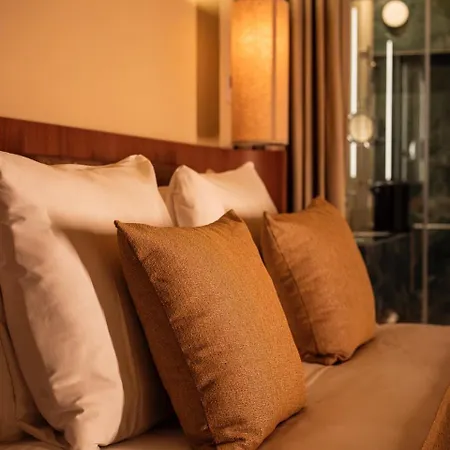 Hotel Oys Maastricht Retreat, A Leading Of The World
