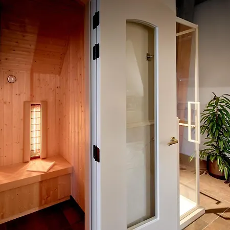 Hotel Oys Maastricht Retreat, A Leading Of The World