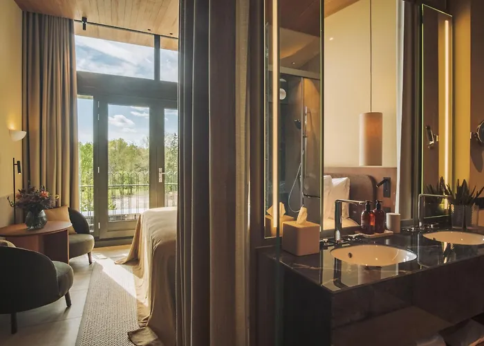 Hotel Oys Maastricht Retreat, A Leading Of The World 5*